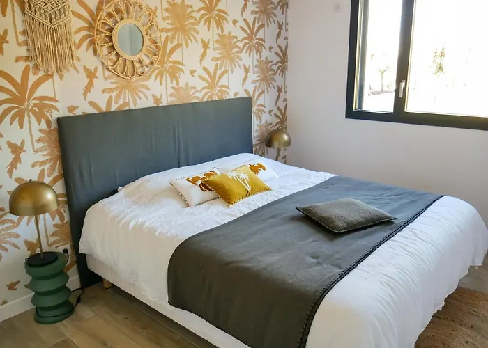 La Source - En Drome Provencale - *